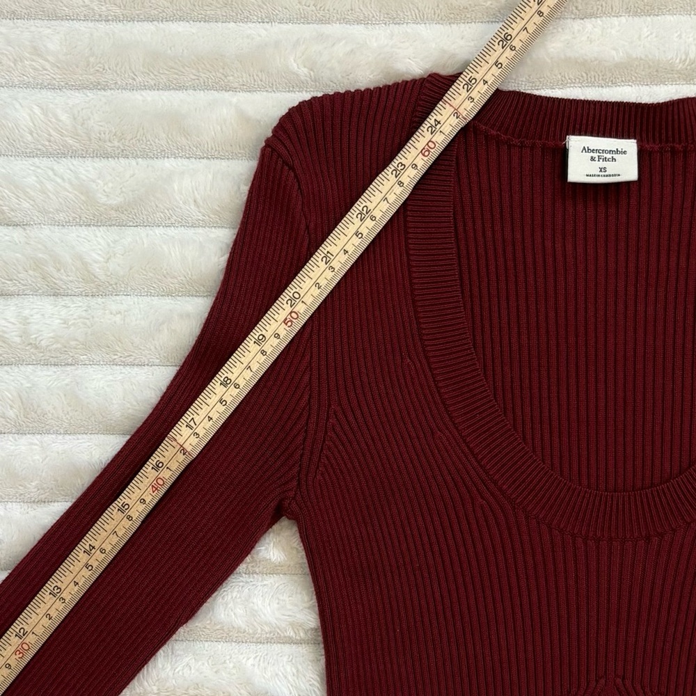 ABERCROMBIE & FITCH Ribbed Scoop Neck Cropped Long Sleeve Top Burgundy XS - Picture 7 of 7